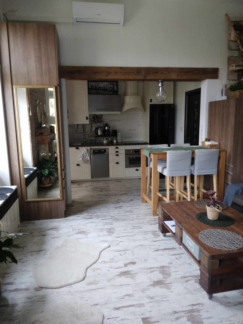 Asztalos S. str. studio