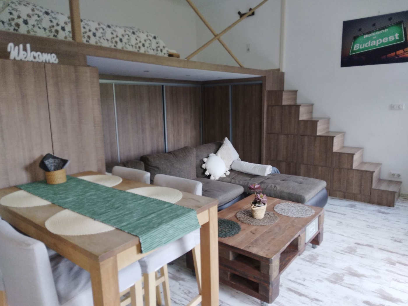 Asztalos S. str. studio