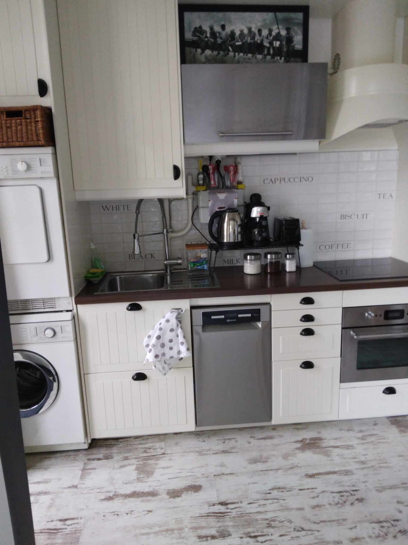 Asztalos S. str. studio