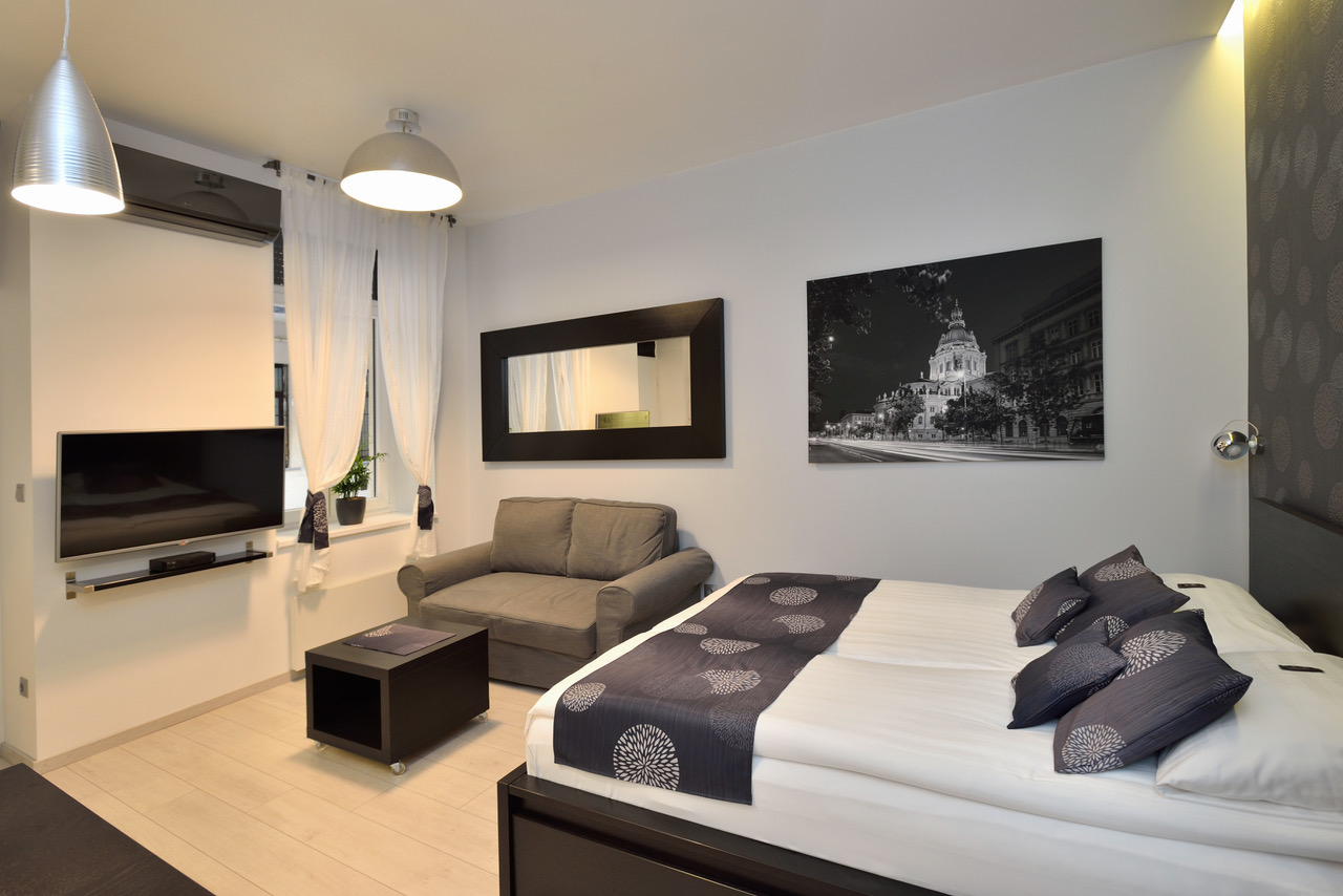 Dessewffy str. studio