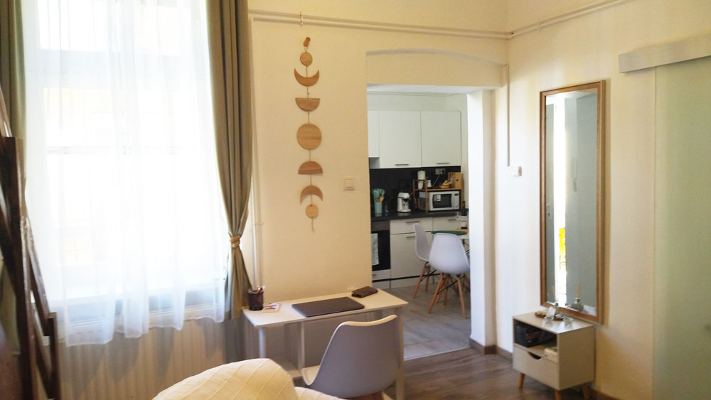 Nefelejcs str. studio