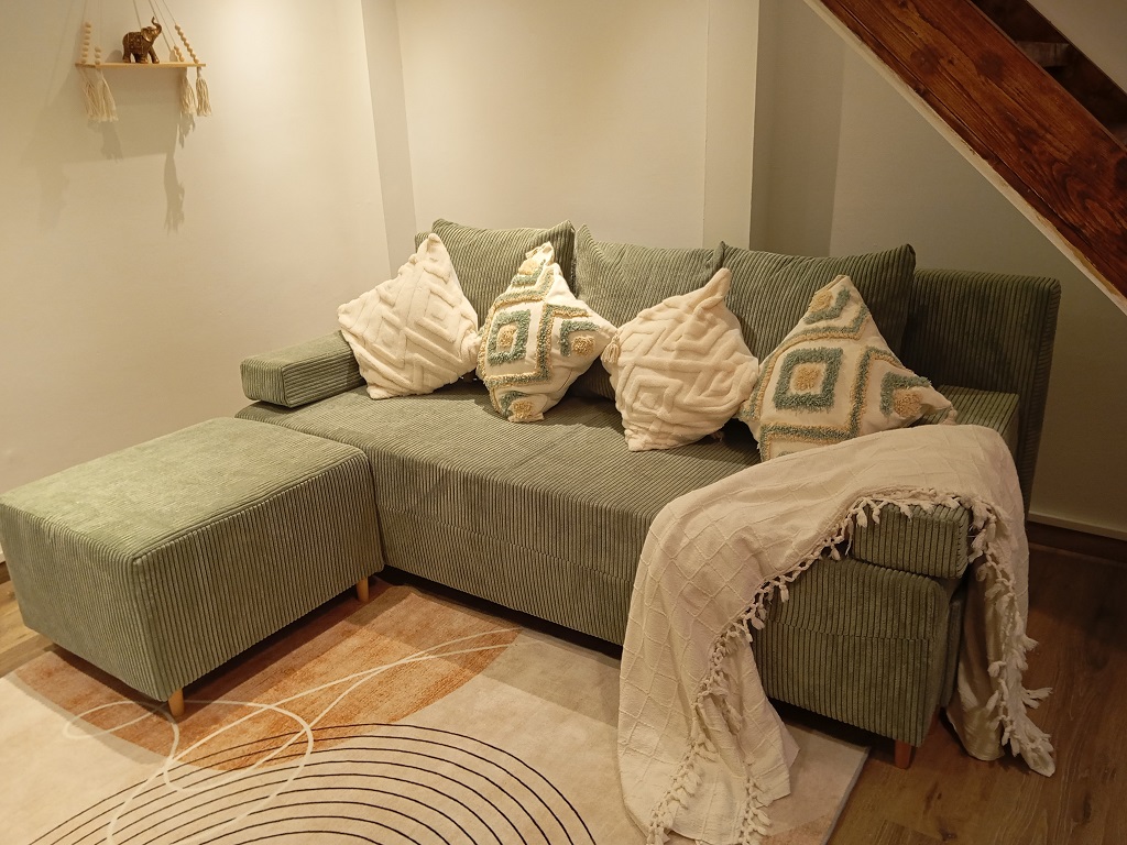 Nefelejcs str. studio